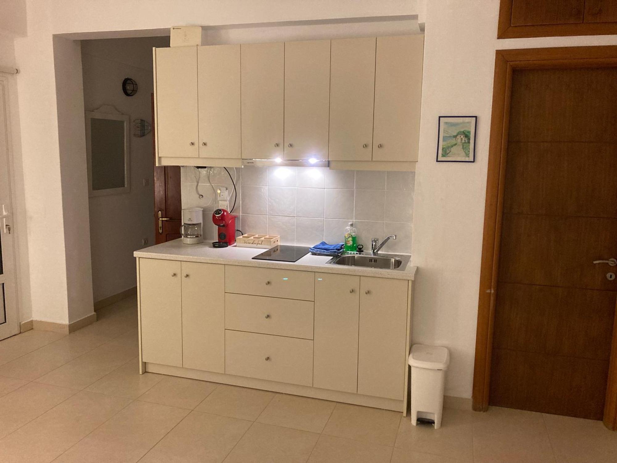 Mimis & Connie 2 Apartment Karpathos Town  Exterior photo