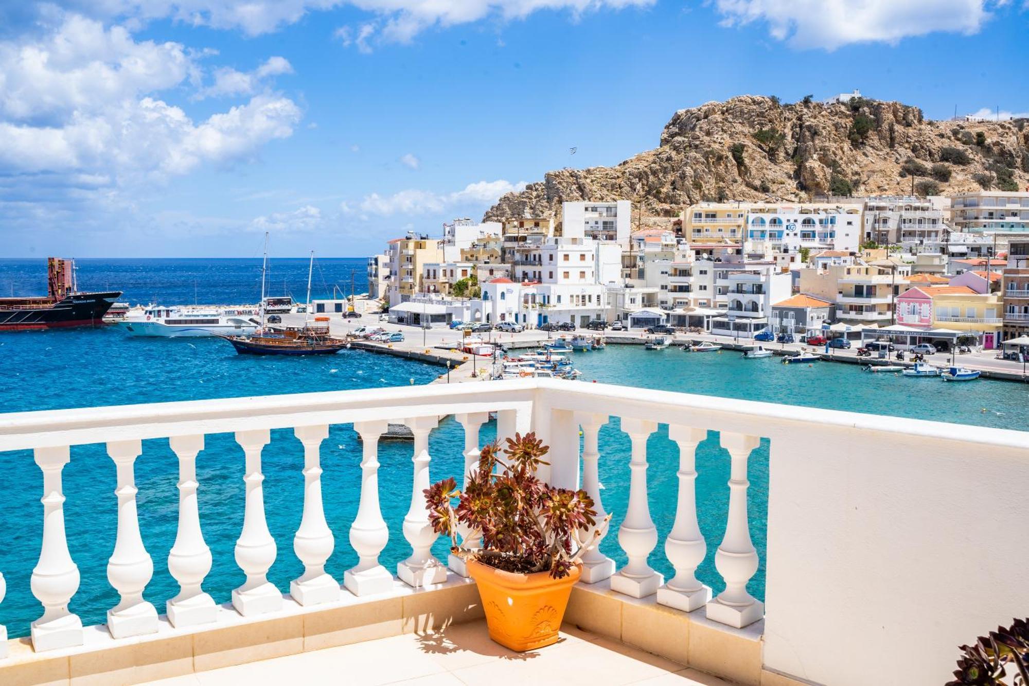 Mimis & Connie 2 Apartment Karpathos Town  Exterior photo