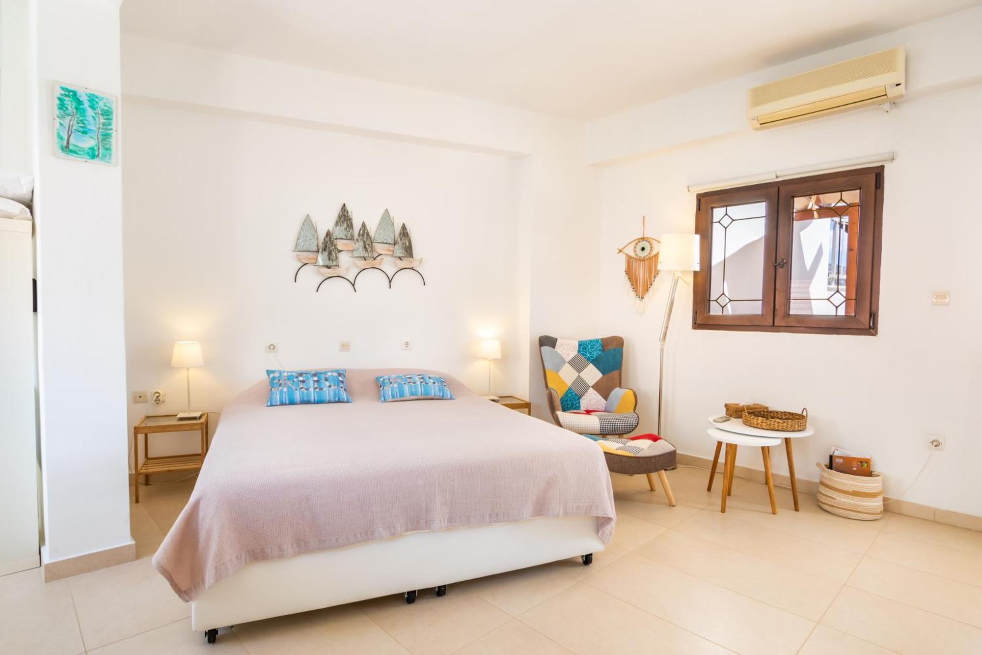 Mimis & Connie 2 Apartment Karpathos Town  Exterior photo