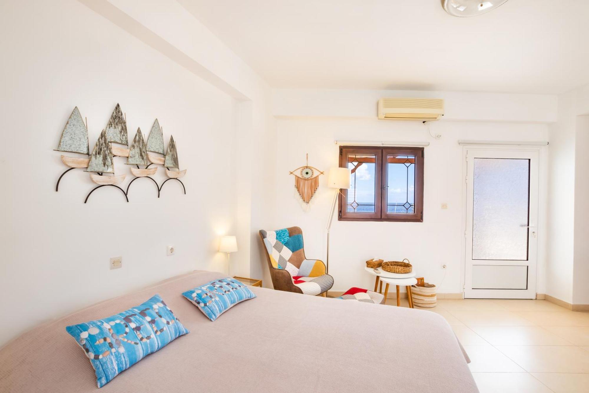Mimis & Connie 2 Apartment Karpathos Town  Exterior photo